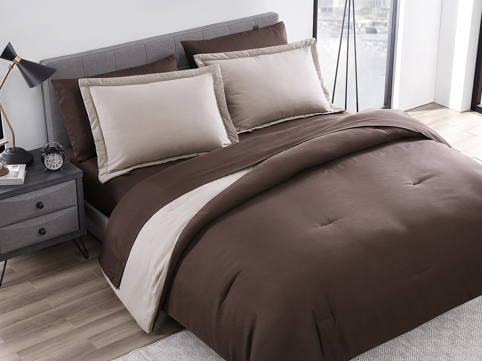 Chestnut Reversible Comforter Set